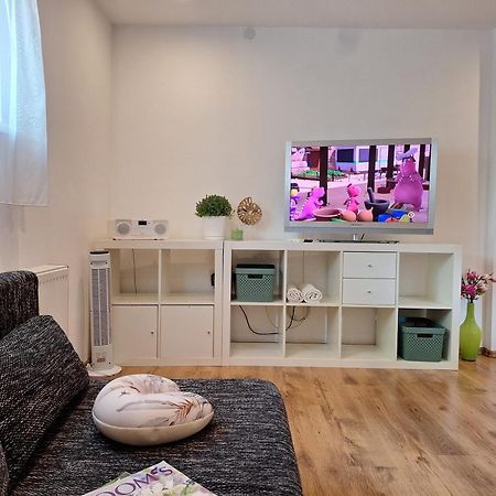 Cristal Apartman Siofok Ngoại thất bức ảnh