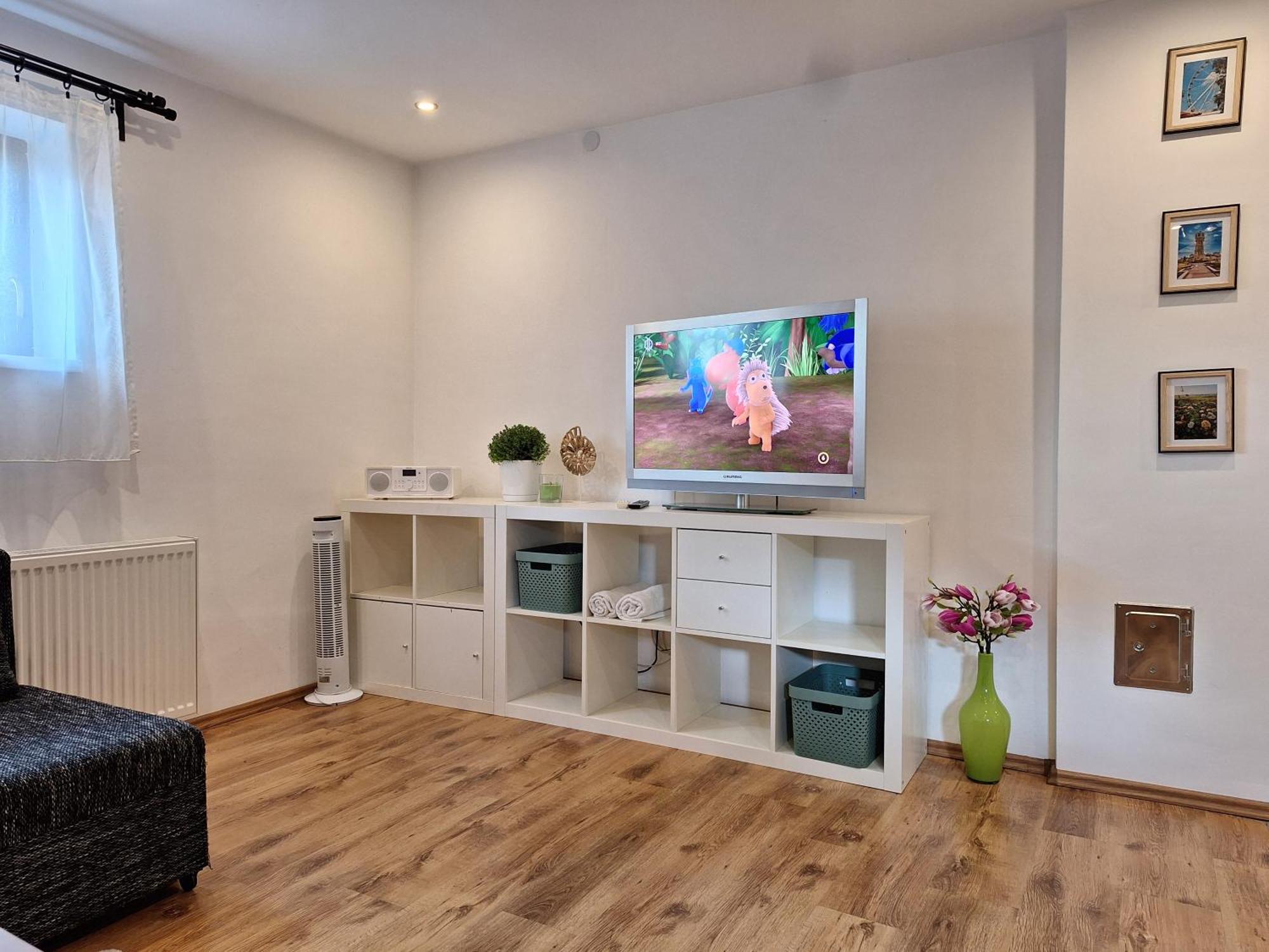 Cristal Apartman Siofok Ngoại thất bức ảnh